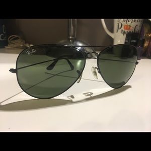 Ray-Ban Aviators Black Frame Black Lens Large